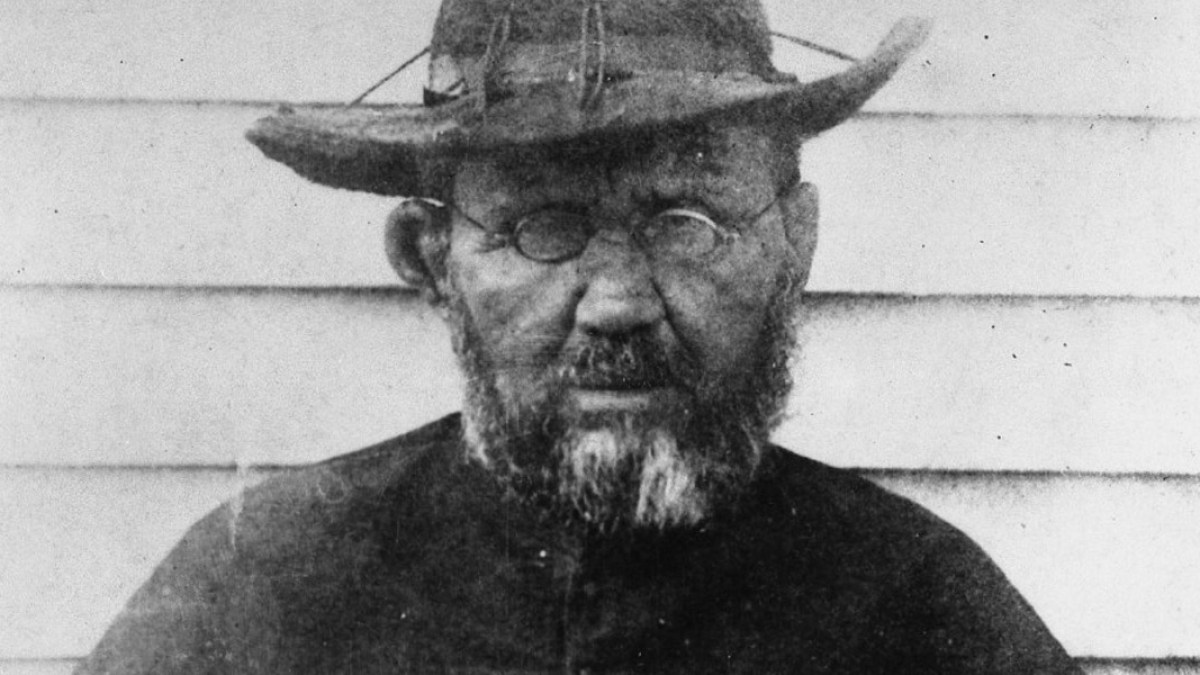 FR DAMIEN MOLOKAI