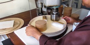 ¿Cómo se hacen el pan y el vino eucarísticos?