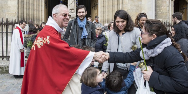 una-guia-visual-de-los-colores-liturgicos-que-se-ven-en-misa-6239