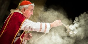 EN IMÁGENES: El nombre de cada objeto litúrgico de la Misa y de la adoración eucarística