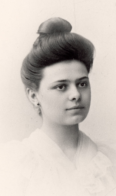 Portrait_d&#8217;Elisabeth_de_la_Trinité_à_l&#8217;age_de_20_ans