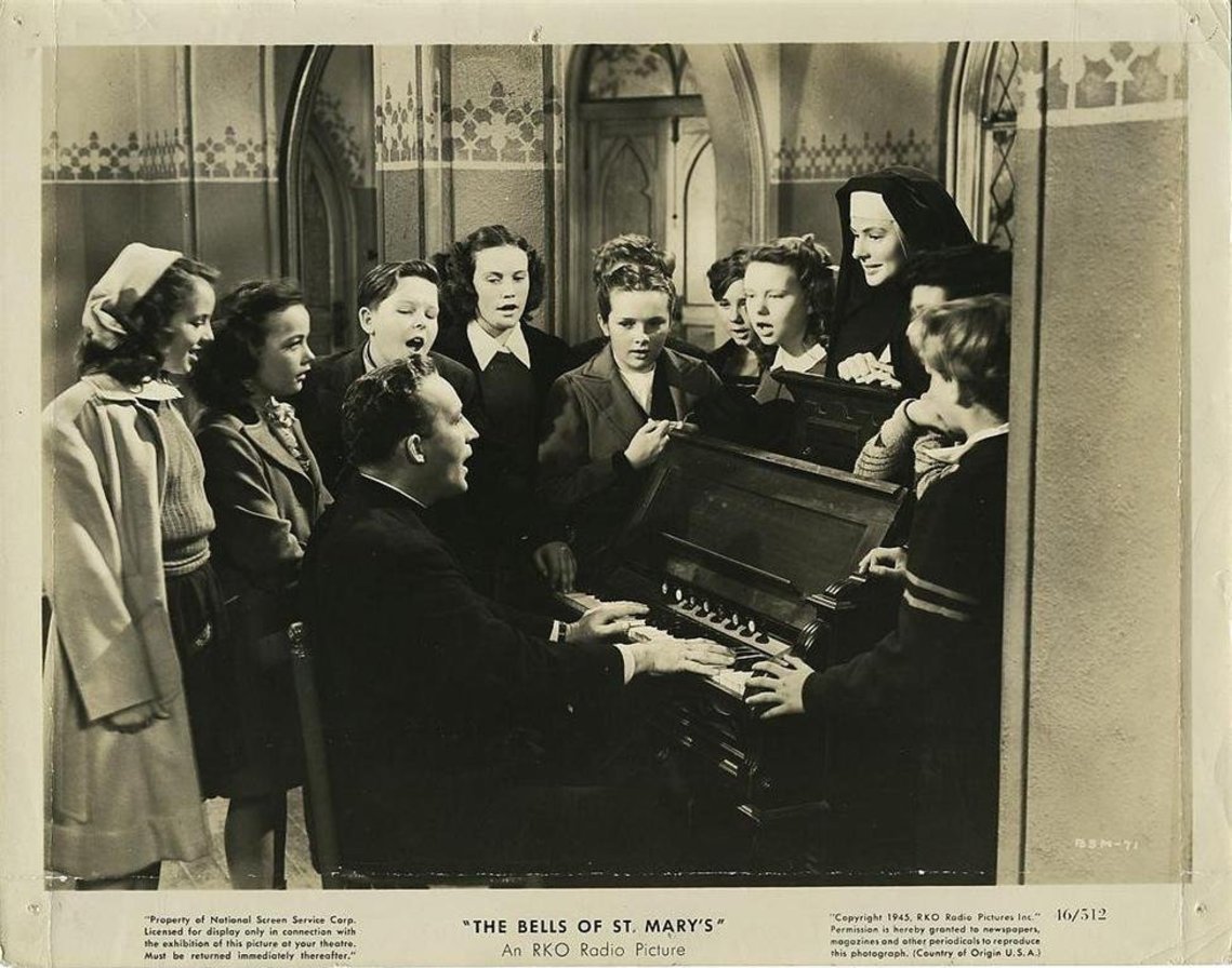 web-famous-nuns-movies-ingrid-bergman-the-bells-of-st-marys-1-rainbow-productions