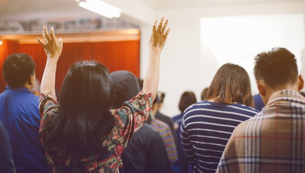 RUCHY CHARYZMATYCZNE