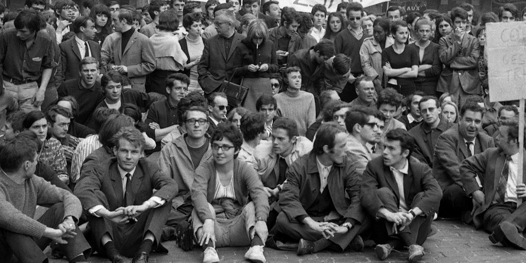 1968;