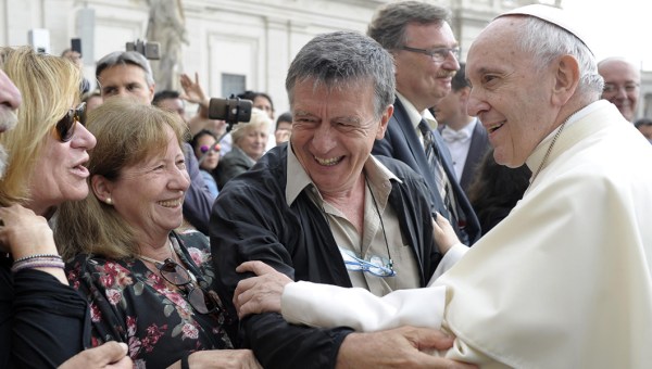 POPE FRANCIS MEETS JORGE MILIA