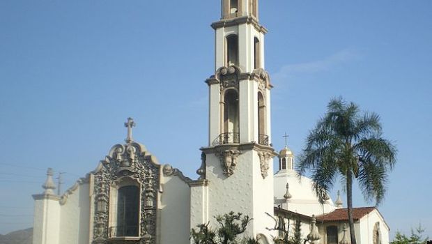 Hollywood Churches