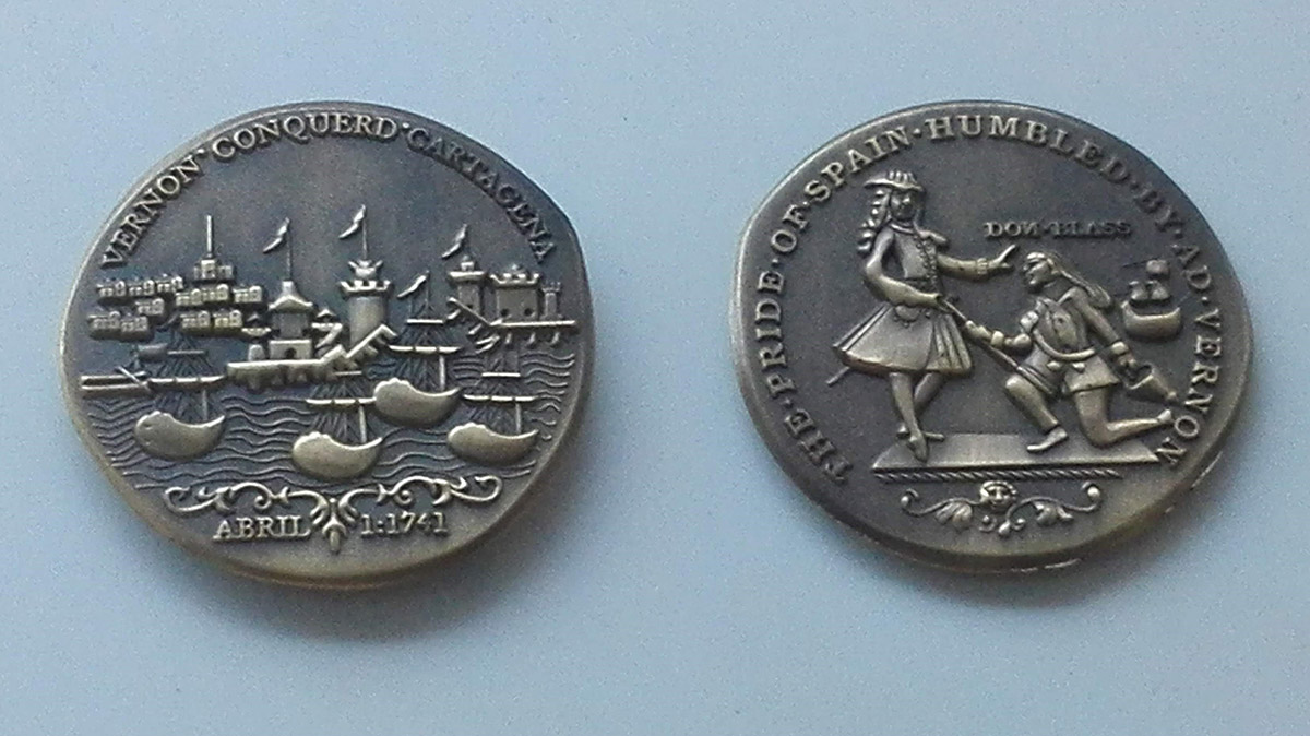 CARTAGENA-COLOMBIA-Monedas_conmemorativas_triunfo_de_Vernón._(Foto_Vicente_Silva)