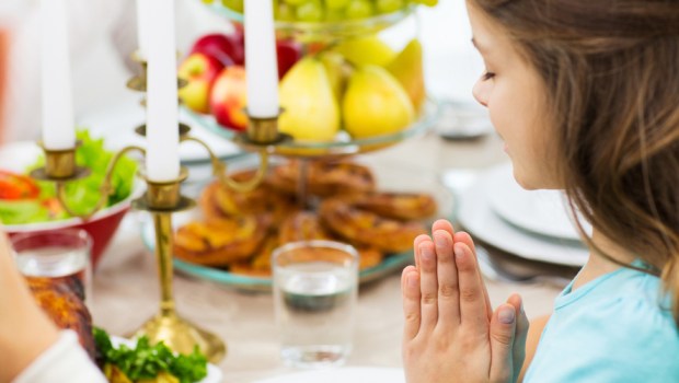 GIRL PRAY