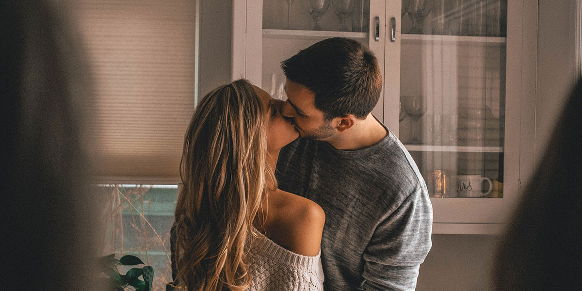 COUPLE