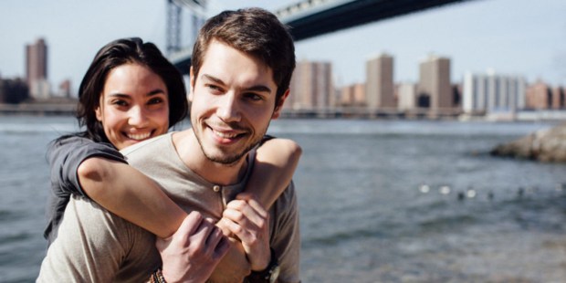 HAPPY COUPLE