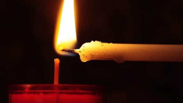 CANDLE,LIGHT