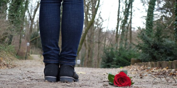RED ROSE WOMAN