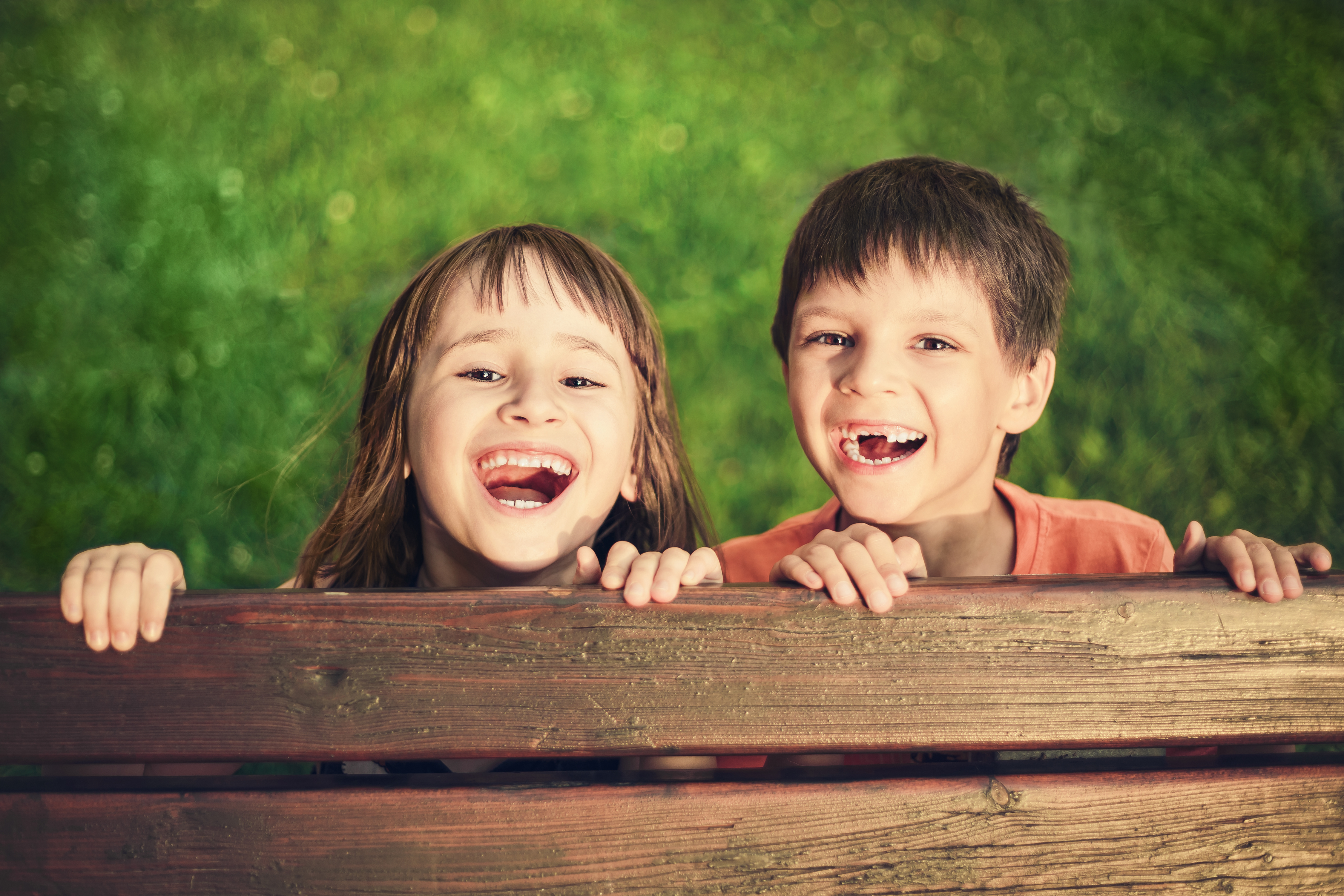 KIDS SMILING