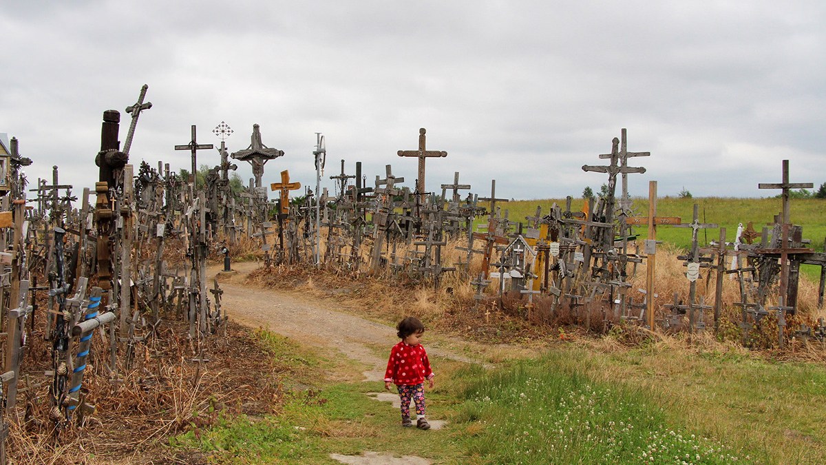 CROSS HILL