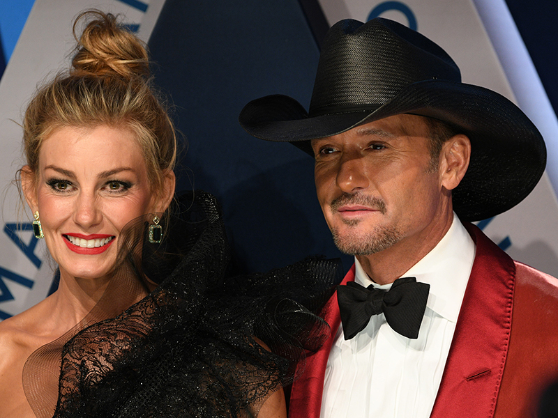 CELEBRITY COUPLE