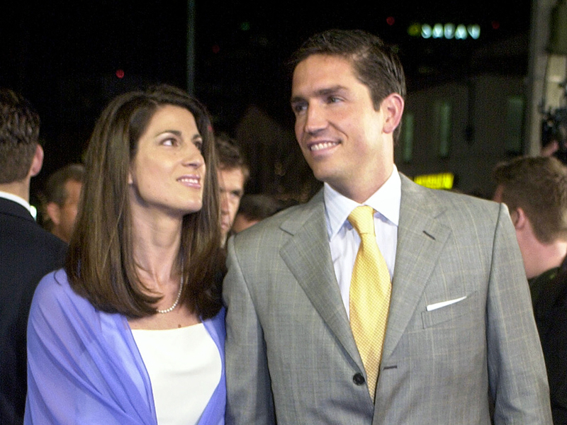 CELEBRITY COUPLE