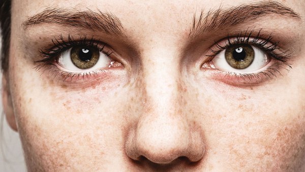EYES