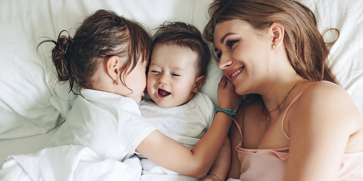 FAMILY IN BED