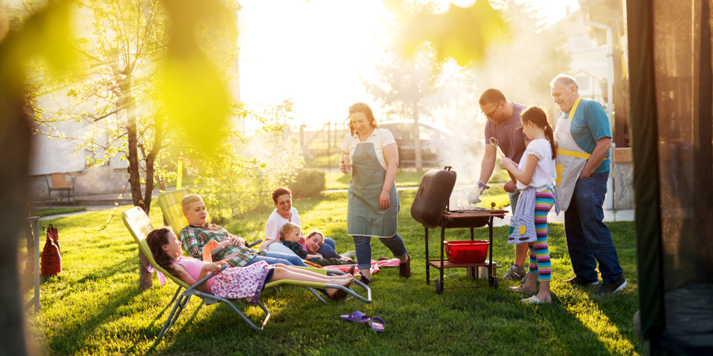 FAMILY PIC-NIC