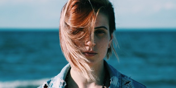 WOMAN