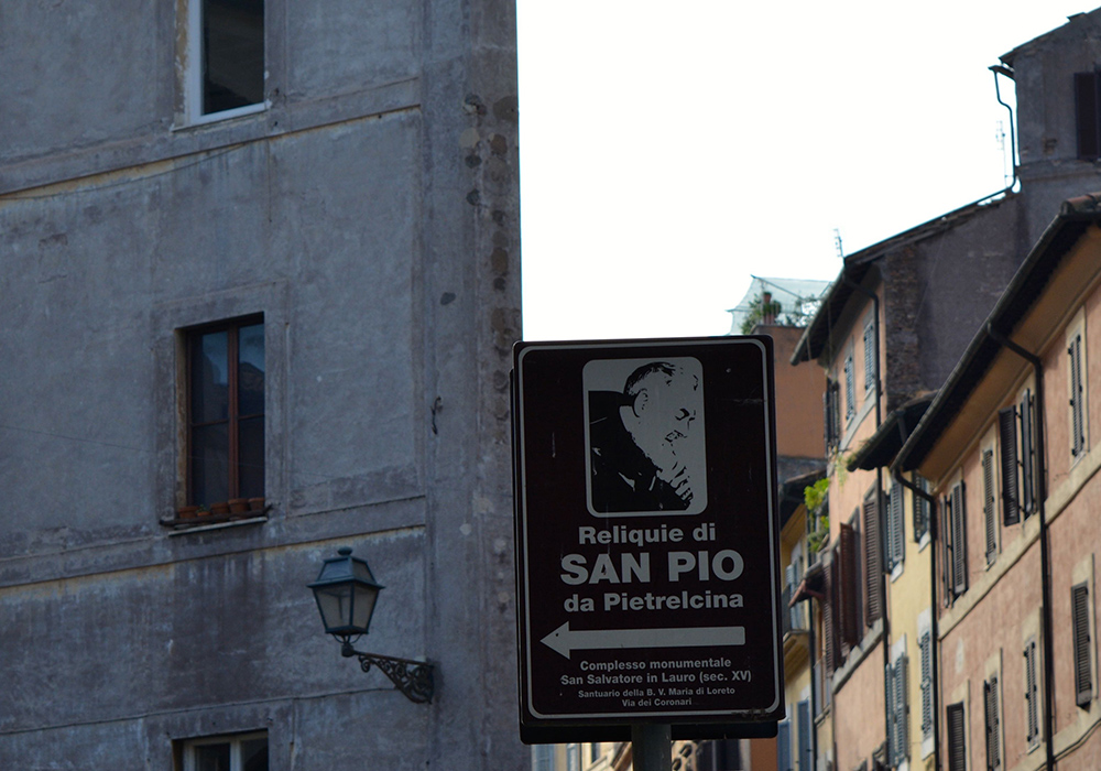 san-salvatore-in-lauro-el-hogar-del-padre-pio-en-roma-8828