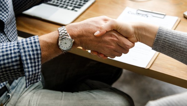 HANDSHAKE