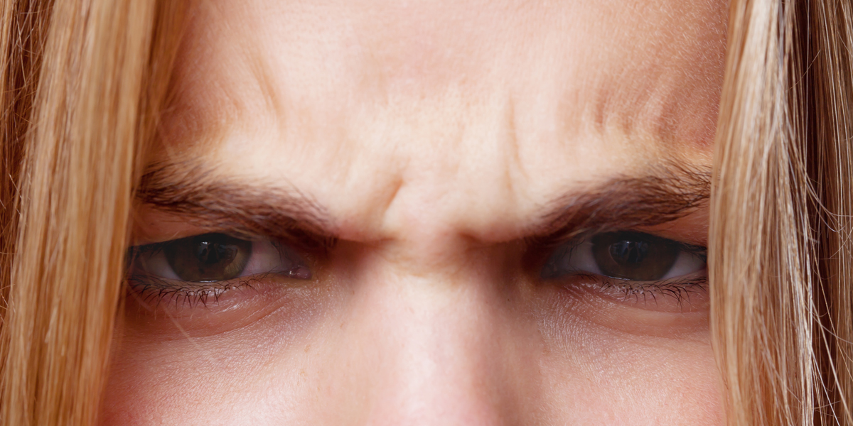 WOMAN,ANGRY,EYES