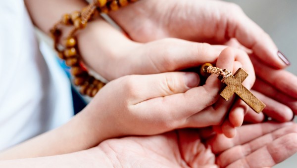 RÓŻANIEC WSPÓLNIE Z MALUCHAMI