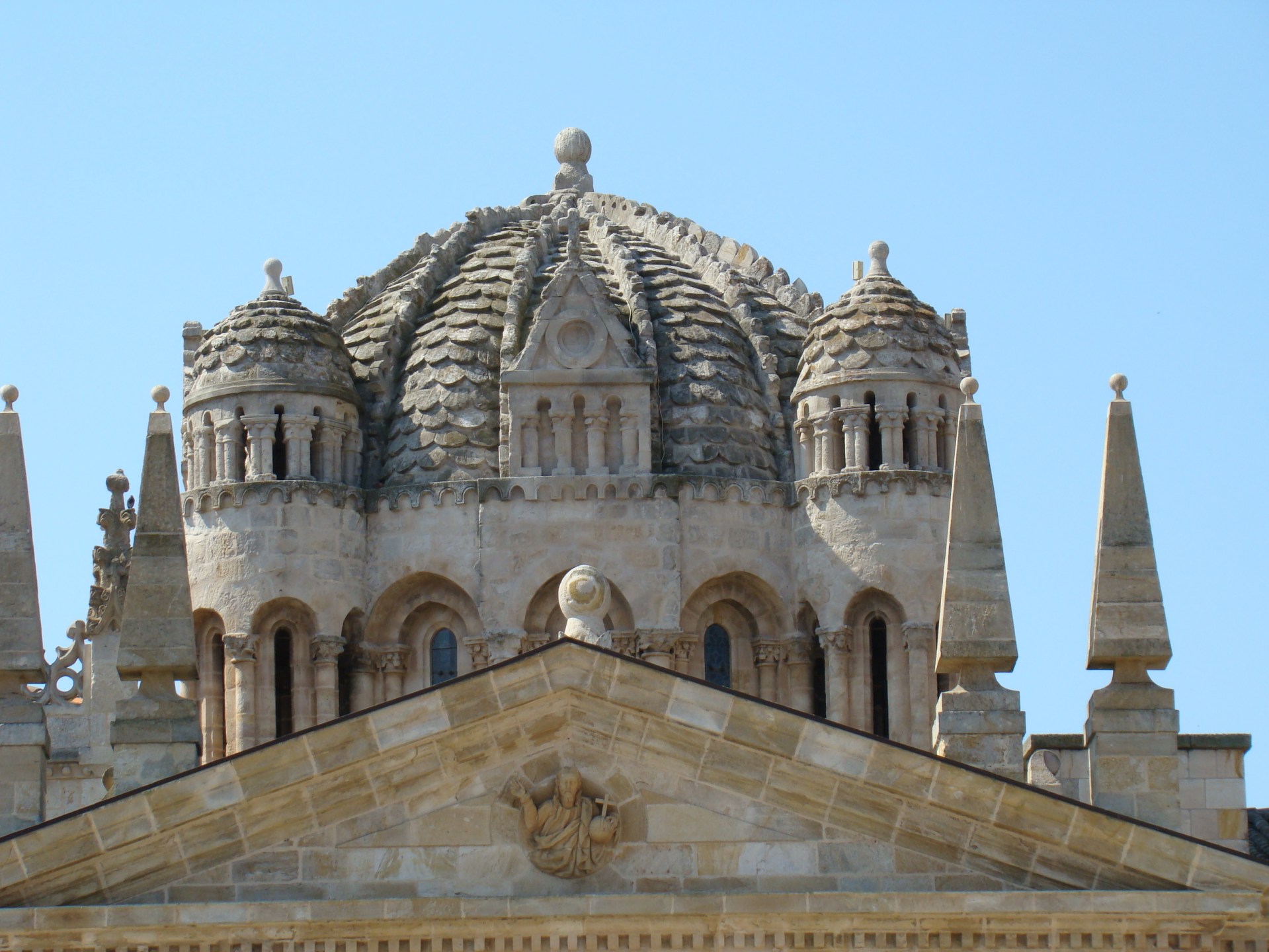 Group of Duero Cimborrios (Zamora, Salamanca, Toro, Plasencia)