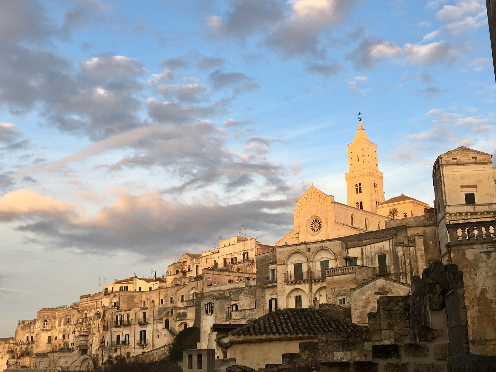 matera_et_sa_fameuse_cathédrale_(c_b_divry)