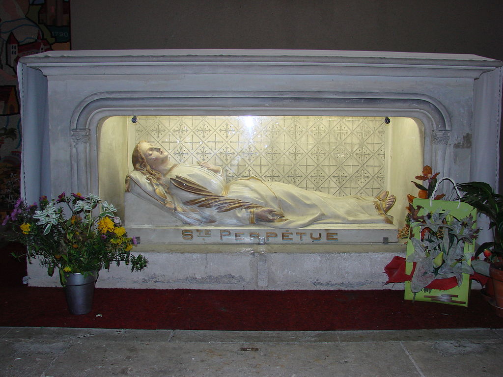 Châsse_de_sainte_Perpétue_(église_Notre-Dame_de_Vierzon)
