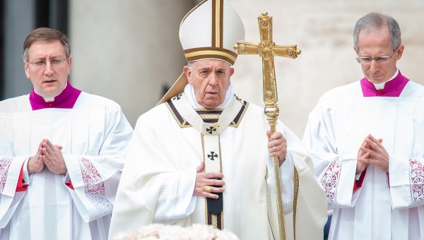 POPE EASTER HOLY MASS SUNDAY