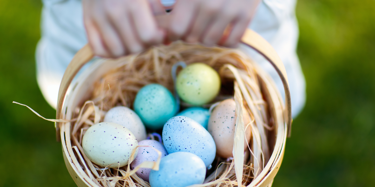 WEB3-colorful-Easter-eggs-in-a-basket