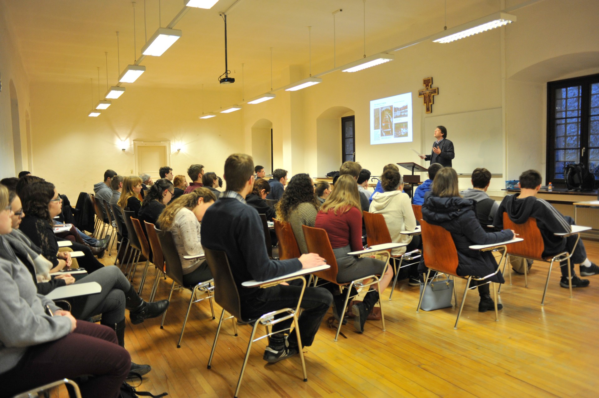 3.-classroom.jpg
