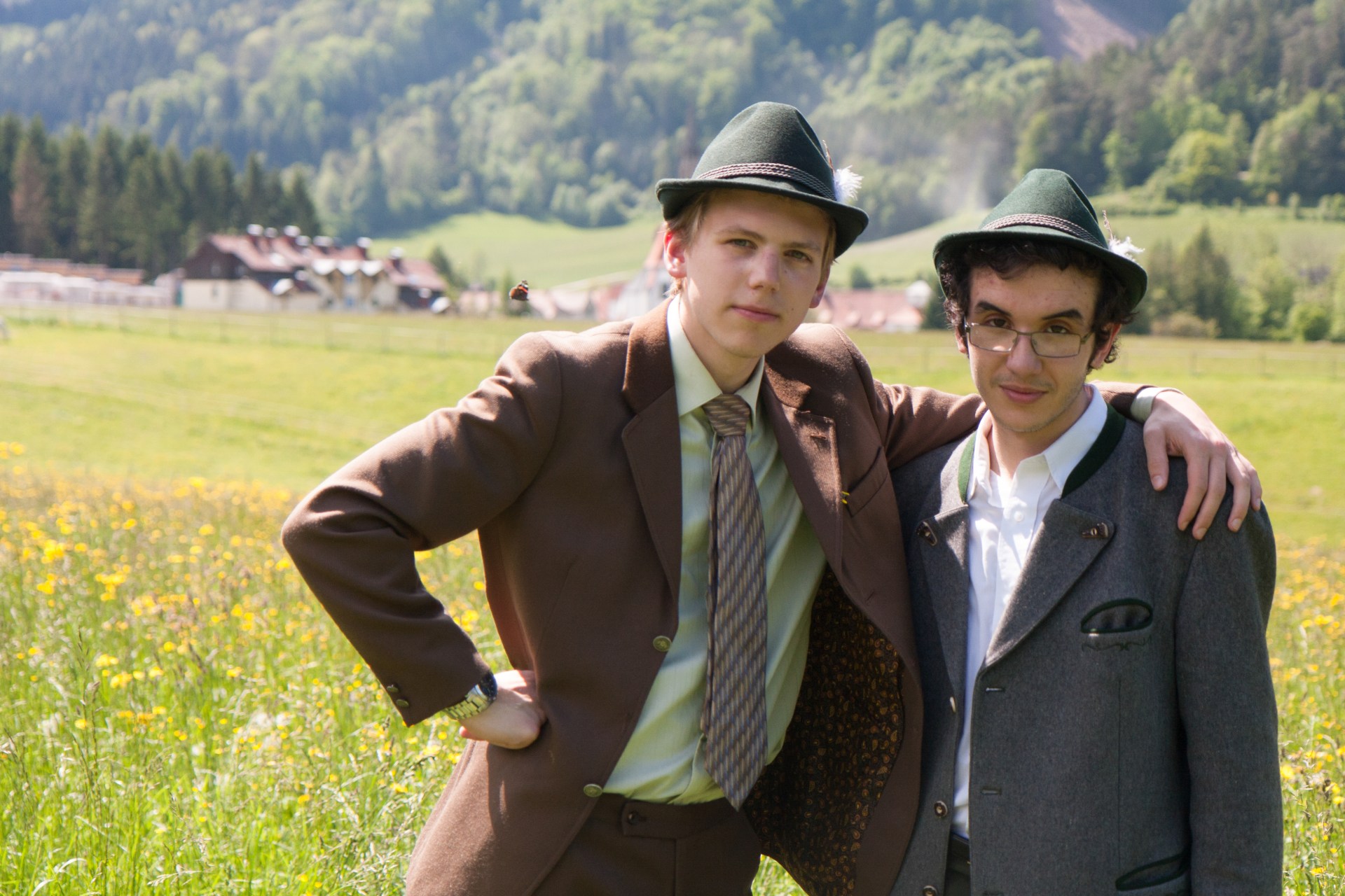 5.2-studentsinaustrianclothing.jpg