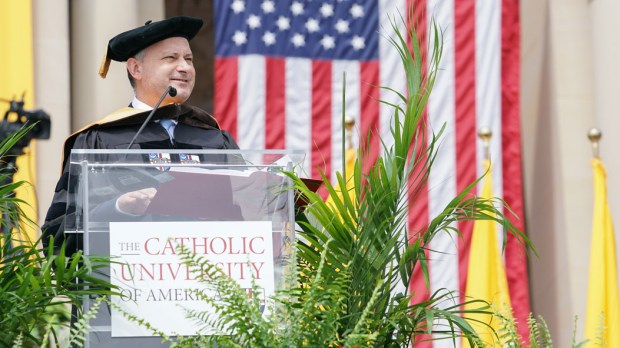 Jesús Colina, en el discurso de graduación de la Universidad Católica de América