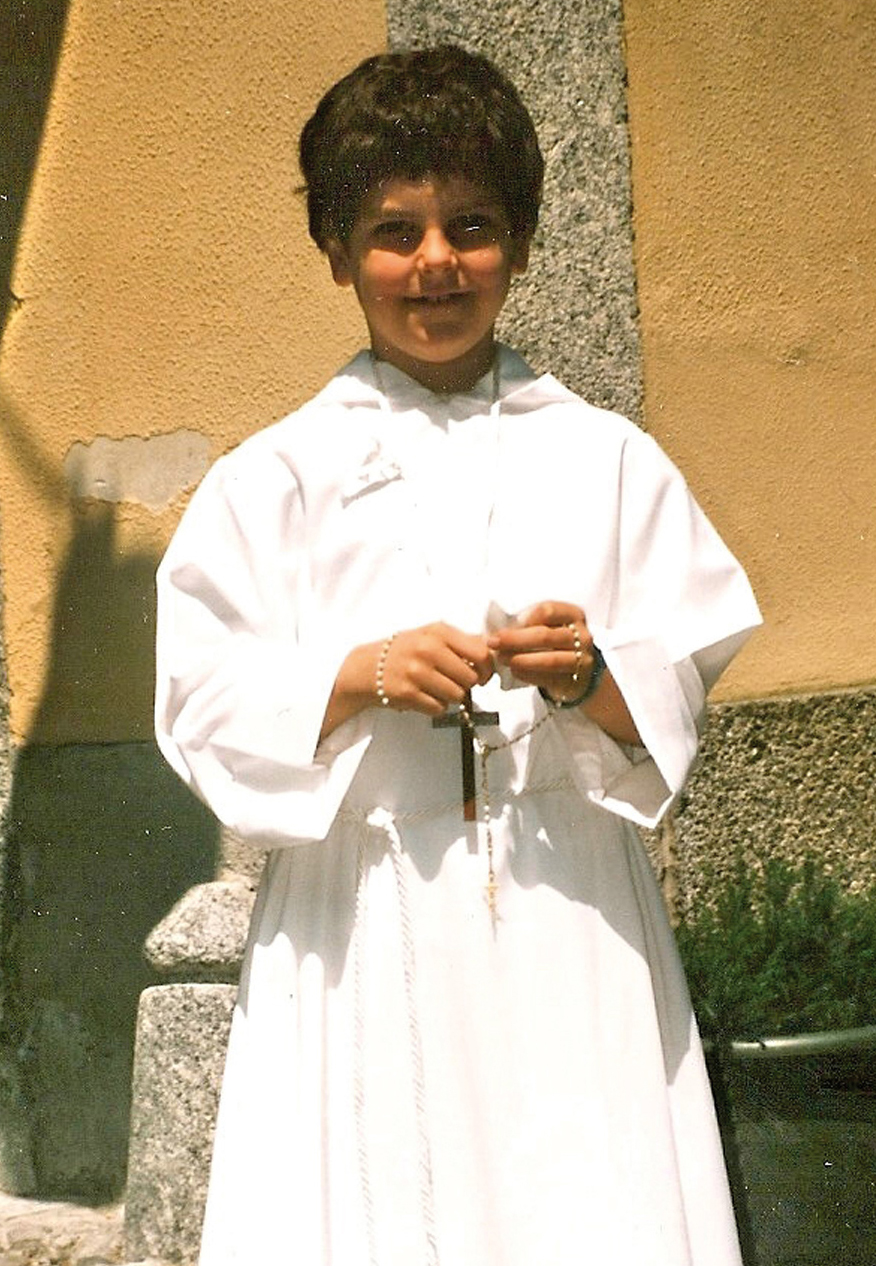 Santos el día de su Primera Comunión