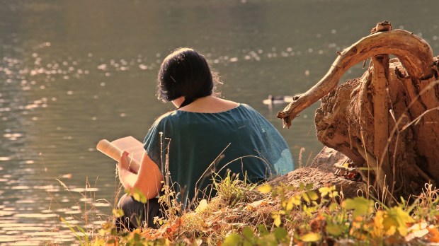 READING ON THE RIVER