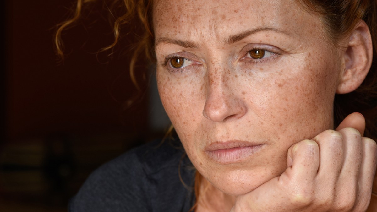 STRESSED WOMAN