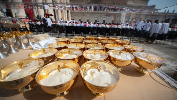 POPE FRANCIS - PENTECOST MASS - SUNDAY