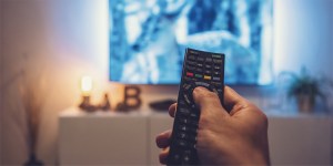 La actitud más eficaz ante series y contenidos que te ofenden