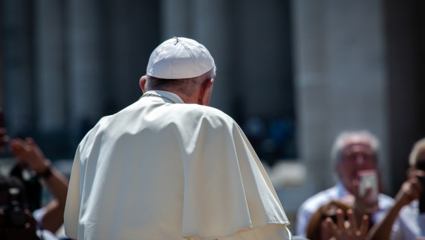 POPE AUDIENCE JUNE 05