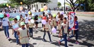 Niños contra el trabajo infantil
