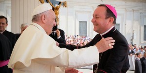 Quién es monseñor Zanchetta, investigado por abuso sexual de seminaristas en Argentina 
