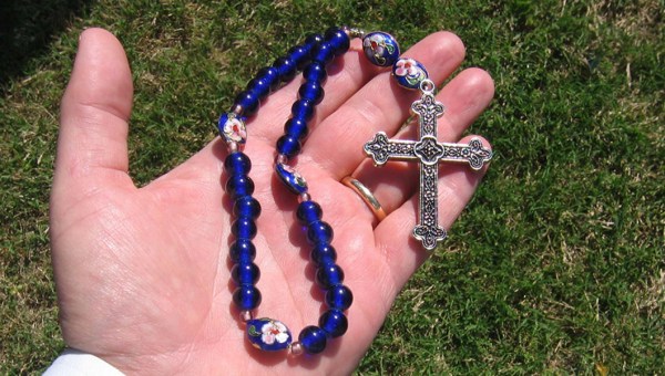 Anglican prayer beads