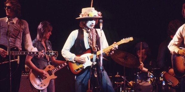 ROLLING THUNDER REVUE