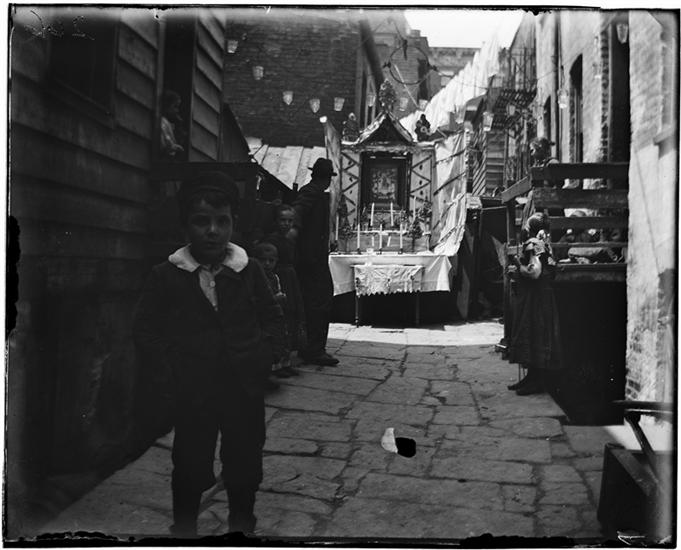 JACOB RIIS,POVERTY,19TH CENTURY,NEW YORK