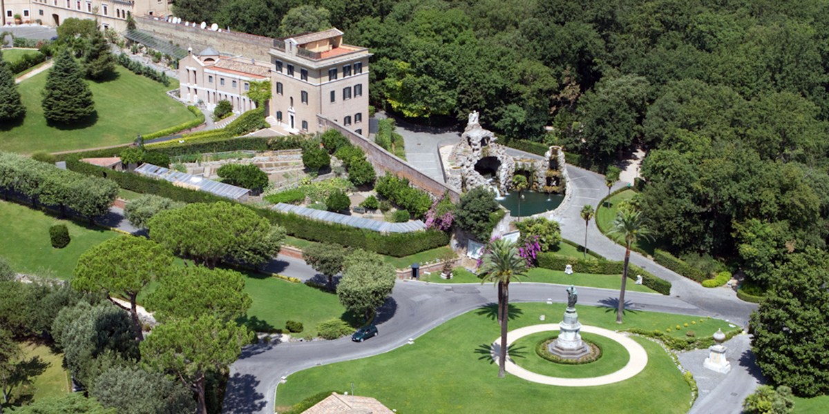 VATICAN GARDEN