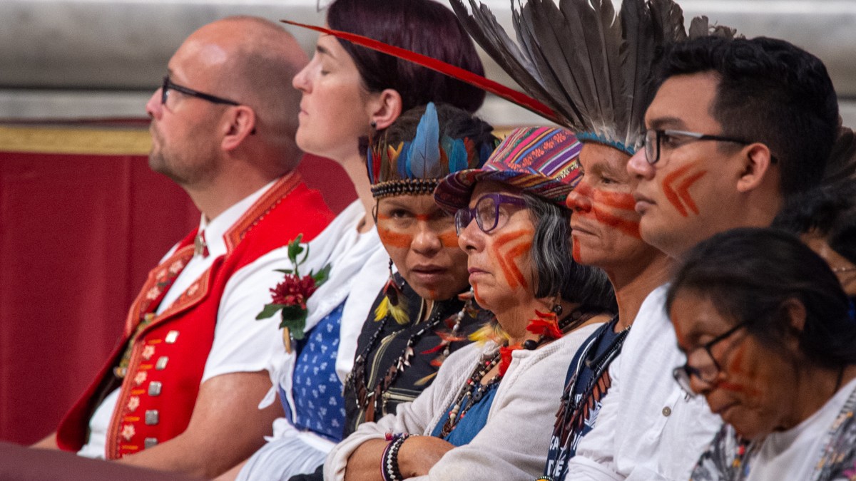 amoct2719-pope-francis-holy-mass-closing-amazonia-synod-antoine-mekary-aleteia-am_3594.jpg
