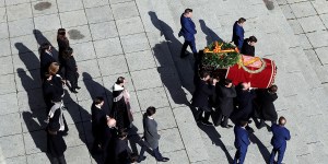 España: Franco ha sido exhumado del Valle de los Caídos